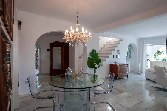 Villa in Calpe(Canuta) zu verkaufen, Espace de vie 187 m², Klimaanlage, 4 Chambres &agrave; coucher, 3 Badezimmer, Pool, ref.: COB-3547-10535-20