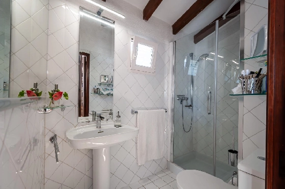 Villa in Calpe(Canuta) zu verkaufen, Espace de vie 187 m², Klimaanlage, 4 Chambres &agrave; coucher, 3 Badezimmer, Pool, ref.: COB-3547-10535-25