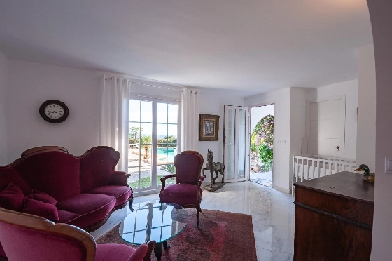 Villa in Calpe(Canuta) zu verkaufen, Espace de vie 187 m², Klimaanlage, 4 Chambres &agrave; coucher, 3 Badezimmer, Pool, ref.: COB-3547-10535-35