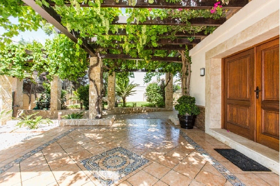 Villa in Denia zu verkaufen, Espace de vie 266 m², Klimaanlage, Terrain 1254 m², 5 Chambres &agrave; coucher, 3 Badezimmer, Pool, ref.: VI-CHA2550-20
