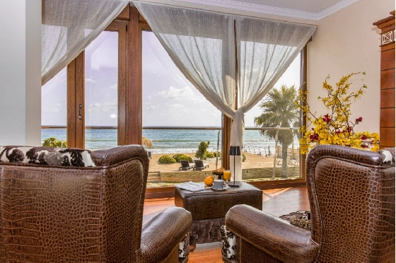 Villa in Denia zu verkaufen, Espace de vie 266 m², Klimaanlage, Terrain 1254 m², 5 Chambres &agrave; coucher, 3 Badezimmer, Pool, ref.: VI-CHA2550-21