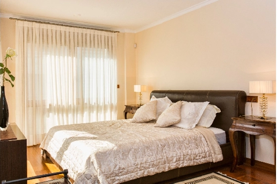 Villa in Denia zu verkaufen, Espace de vie 266 m², Klimaanlage, Terrain 1254 m², 5 Chambres &agrave; coucher, 3 Badezimmer, Pool, ref.: VI-CHA2550-29