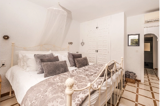 Villa in Javea zu verkaufen, Espace de vie 246 m², Klimaanlage, Terrain 1125 m², 4 Chambres &agrave; coucher, 4 Badezimmer, Pool, ref.: AVS-57244-11
