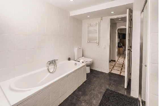 Villa in Javea zu verkaufen, Espace de vie 246 m², Klimaanlage, Terrain 1125 m², 4 Chambres &agrave; coucher, 4 Badezimmer, Pool, ref.: AVS-57244-14