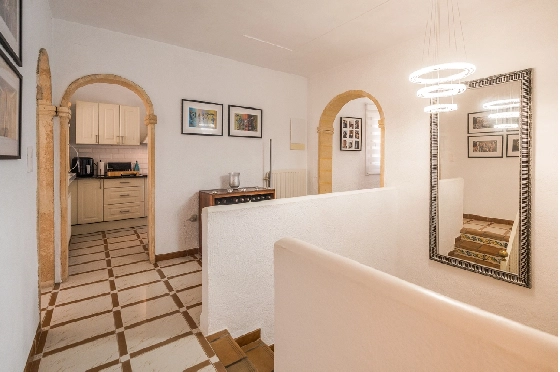 Villa in Javea zu verkaufen, Espace de vie 246 m², Klimaanlage, Terrain 1125 m², 4 Chambres &agrave; coucher, 4 Badezimmer, Pool, ref.: AVS-57244-18