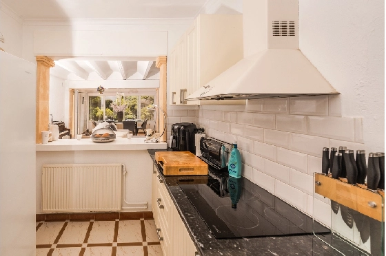 Villa in Javea zu verkaufen, Espace de vie 246 m², Klimaanlage, Terrain 1125 m², 4 Chambres &agrave; coucher, 4 Badezimmer, Pool, ref.: AVS-57244-8