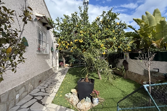 Villa in Els Poblets zu verkaufen, Espace de vie 105 m², Baujahr 1990, + Zentralheizung, Klimaanlage, Terrain 536 m², 2 Chambres &agrave; coucher, 2 Badezimmer, Pool, ref.: JS-0326-23