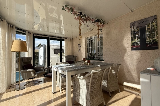 Villa in Els Poblets zu verkaufen, Espace de vie 105 m², Baujahr 1990, + Zentralheizung, Klimaanlage, Terrain 536 m², 2 Chambres &agrave; coucher, 2 Badezimmer, Pool, ref.: JS-0326-5