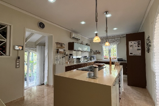 Villa in Els Poblets zu verkaufen, Espace de vie 105 m², Baujahr 1990, + Zentralheizung, Klimaanlage, Terrain 536 m², 2 Chambres &agrave; coucher, 2 Badezimmer, Pool, ref.: JS-0326-9
