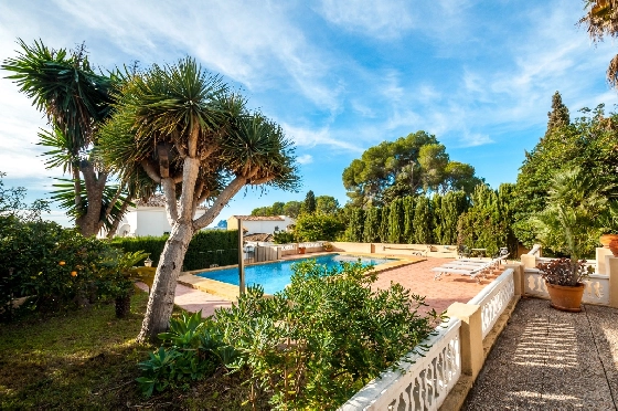 Villa in Moraira zu verkaufen, Espace de vie 270 m², Klimaanlage, Terrain 897 m², 3 Chambres &agrave; coucher, 3 Badezimmer, Pool, ref.: AM-12629DR-1