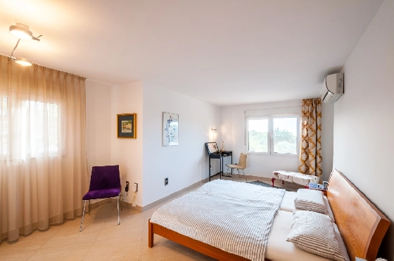 Villa in Moraira zu verkaufen, Espace de vie 270 m², Klimaanlage, Terrain 897 m², 3 Chambres &agrave; coucher, 3 Badezimmer, Pool, ref.: AM-12629DR-15