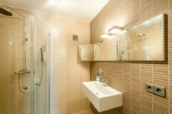 Villa in Moraira zu verkaufen, Espace de vie 270 m², Klimaanlage, Terrain 897 m², 3 Chambres &agrave; coucher, 3 Badezimmer, Pool, ref.: AM-12629DR-27