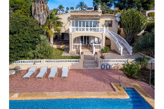 Villa in Moraira zu verkaufen, Espace de vie 270 m², Klimaanlage, Terrain 897 m², 3 Chambres &agrave; coucher, 3 Badezimmer, Pool, ref.: AM-12629DR-37