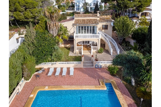 Villa in Moraira zu verkaufen, Espace de vie 270 m², Klimaanlage, Terrain 897 m², 3 Chambres &agrave; coucher, 3 Badezimmer, Pool, ref.: AM-12629DR-39