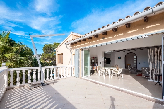 Villa in Moraira zu verkaufen, Espace de vie 270 m², Klimaanlage, Terrain 897 m², 3 Chambres &agrave; coucher, 3 Badezimmer, Pool, ref.: AM-12629DR-8