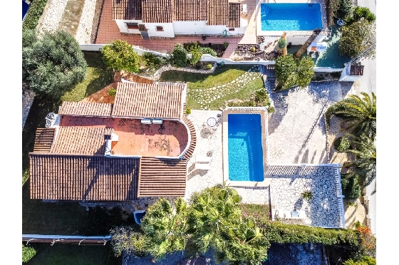 Villa in Benissa zu verkaufen, Espace de vie 247 m², Baujahr 1993, Klimaanlage, Terrain 848 m², 5 Chambres &agrave; coucher, 3 Badezimmer, Pool, ref.: AM-12630DR-13