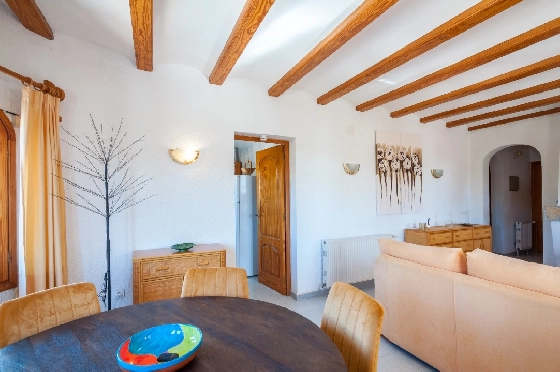 Villa in Benissa zu verkaufen, Espace de vie 247 m², Baujahr 1993, Klimaanlage, Terrain 848 m², 5 Chambres &agrave; coucher, 3 Badezimmer, Pool, ref.: AM-12630DR-22