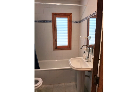 Reihenhaus in Oliva zu verkaufen, Espace de vie 120 m², Baujahr 1996, Klimaanlage, Terrain 120 m², 2 Chambres &agrave; coucher, 1 Badezimmer, Pool, ref.: O-V96614-4