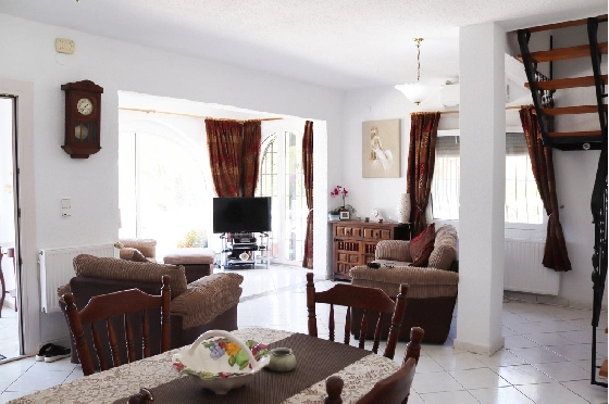 Villa in Parcent zu verkaufen, Espace de vie 170 m², Terrain 783 m², 5 Chambres &agrave; coucher, 2 Badezimmer, ref.: PT-25007-10