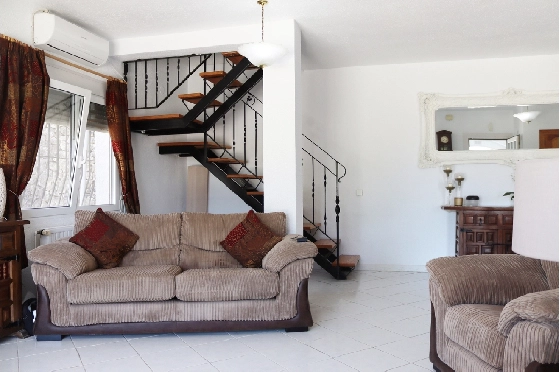 Villa in Parcent zu verkaufen, Espace de vie 170 m², Terrain 783 m², 5 Chambres &agrave; coucher, 2 Badezimmer, ref.: PT-25007-8