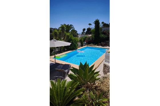 Villa in Benissa zu verkaufen, Espace de vie 181 m², Terrain 881 m², 3 Chambres &agrave; coucher, 3 Badezimmer, Pool, ref.: PT-25011-22