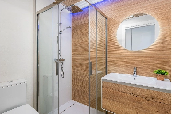 Erdgeschoss Apartment in Torrevieja zu verkaufen, Espace de vie 100 m², Zustand Erstbezug, 3 Chambres &agrave; coucher, 2 Badezimmer, Pool, ref.: HA-TON-159-A03-19