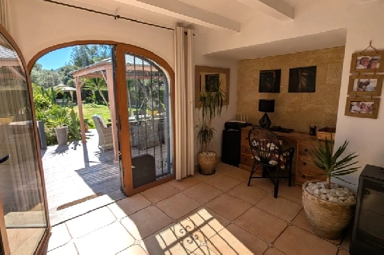 Villa in Javea zu verkaufen, Espace de vie 386 m², Klimaanlage, Terrain 4596 m², 4 Chambres &agrave; coucher, 4 Badezimmer, Pool, ref.: AVS-57604-22
