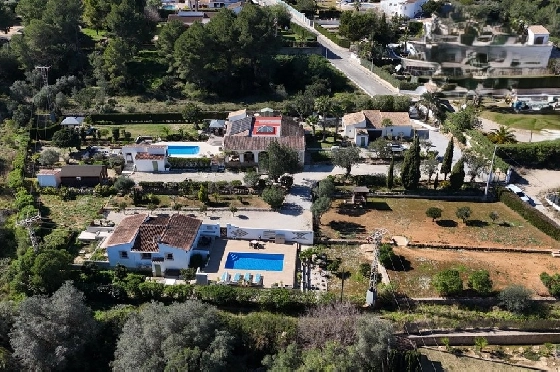 Villa in Javea zu verkaufen, Espace de vie 386 m², Klimaanlage, Terrain 4596 m², 4 Chambres &agrave; coucher, 4 Badezimmer, Pool, ref.: AVS-57604-24