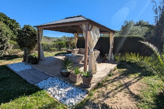 Villa in Javea zu verkaufen, Espace de vie 386 m², Klimaanlage, Terrain 4596 m², 4 Chambres &agrave; coucher, 4 Badezimmer, Pool, ref.: AVS-57604-9