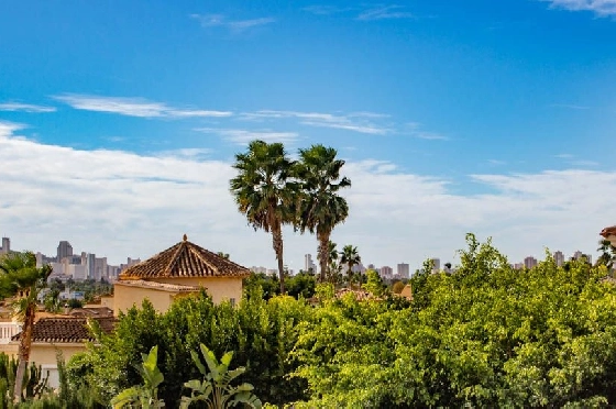Villa in L-Alfas del Pi(Alfaz del PI Pueblo Urbanizaciones) zu verkaufen, Espace de vie 810 m², Terrain 1094 m², 5 Chambres &agrave; coucher, 6 Badezimmer, Pool, ref.: COB-7030ALF-10535-25