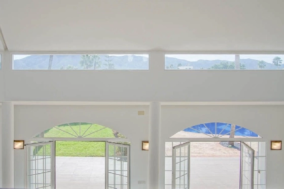 Villa in L-Alfas del Pi(Alfaz del PI Pueblo Urbanizaciones) zu verkaufen, Espace de vie 810 m², Terrain 1094 m², 5 Chambres &agrave; coucher, 6 Badezimmer, Pool, ref.: COB-7030ALF-10535-26