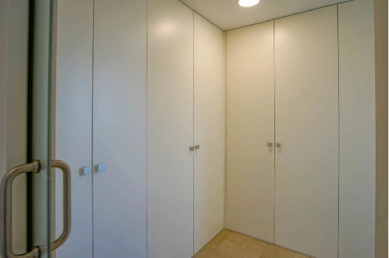 Villa in L-Alfas del Pi(Alfaz del PI Pueblo Urbanizaciones) zu verkaufen, Espace de vie 810 m², Terrain 1094 m², 5 Chambres &agrave; coucher, 6 Badezimmer, Pool, ref.: COB-7030ALF-10535-31