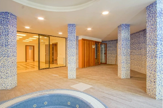 Villa in L-Alfas del Pi(Alfaz del PI Pueblo Urbanizaciones) zu verkaufen, Espace de vie 810 m², Terrain 1094 m², 5 Chambres &agrave; coucher, 6 Badezimmer, Pool, ref.: COB-7030ALF-10535-7