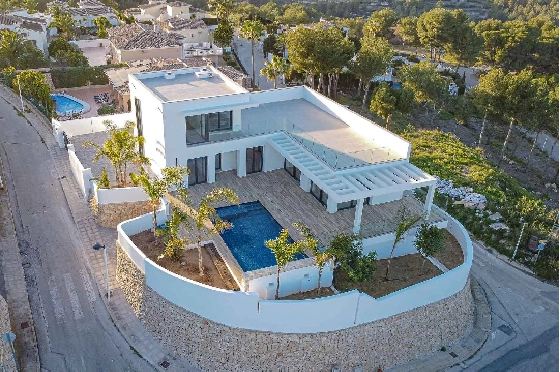 Villa in Moraira(Benimeit) zu verkaufen, Espace de vie 310 m², Terrain 817 m², 3 Chambres &agrave; coucher, 2 Badezimmer, Pool, ref.: COB-8248MOR-10535-18