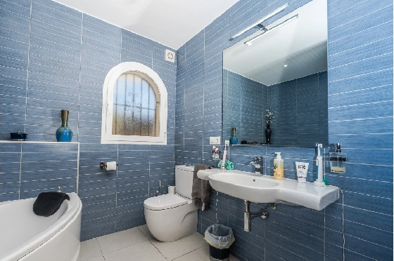 Villa in Javea zu verkaufen, Espace de vie 281 m², Klimaanlage, Terrain 1666 m², 4 Chambres &agrave; coucher, 3 Badezimmer, Pool, ref.: AVS-57574-25