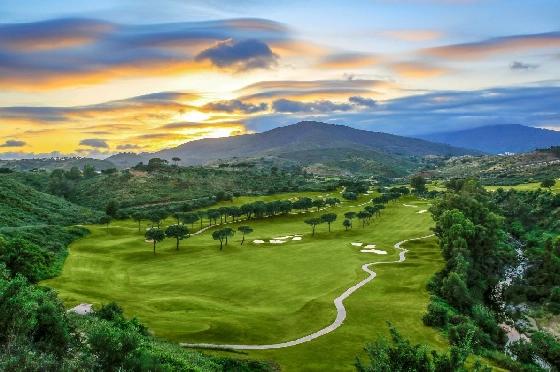 Stadthaus in La Cala De Mijas(La Cala Golf Resort) zu verkaufen, Espace de vie 208 m², Terrain 255 m², 3 Chambres &agrave; coucher, 3 Badezimmer, ref.: TW-THE-MEADOWS-4-22