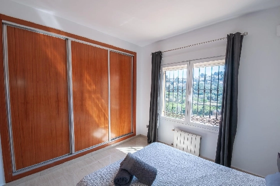Villa in Orba(Comunidad valenciana) zu verkaufen, Espace de vie 225 m², Klimaanlage, Terrain 637 m², 5 Chambres &agrave; coucher, 2 Badezimmer, Pool, ref.: COB-3568-10535-11