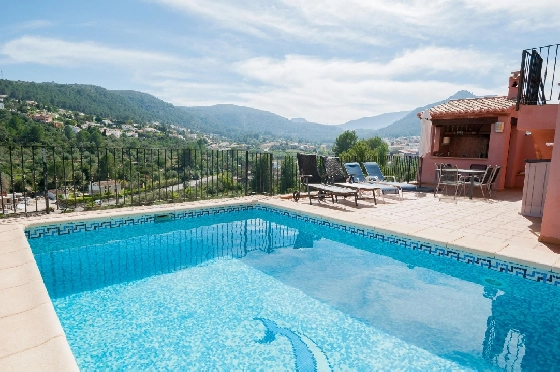 Villa in Orba(Comunidad valenciana) zu verkaufen, Espace de vie 225 m², Klimaanlage, Terrain 637 m², 5 Chambres &agrave; coucher, 2 Badezimmer, Pool, ref.: COB-3568-10535-2
