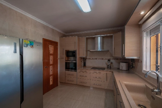 Villa in Orba(Comunidad valenciana) zu verkaufen, Espace de vie 225 m², Klimaanlage, Terrain 637 m², 5 Chambres &agrave; coucher, 2 Badezimmer, Pool, ref.: COB-3568-10535-22