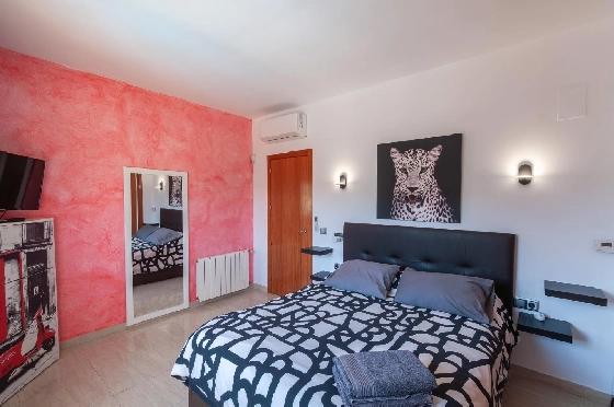 Villa in Orba(Comunidad valenciana) zu verkaufen, Espace de vie 225 m², Klimaanlage, Terrain 637 m², 5 Chambres &agrave; coucher, 2 Badezimmer, Pool, ref.: COB-3568-10535-28