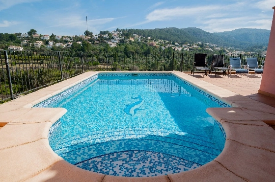 Villa in Orba(Comunidad valenciana) zu verkaufen, Espace de vie 225 m², Klimaanlage, Terrain 637 m², 5 Chambres &agrave; coucher, 2 Badezimmer, Pool, ref.: COB-3568-10535-41