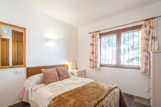 Villa in Moraira zu verkaufen, Espace de vie 285 m², Baujahr 2015, Klimaanlage, Terrain 960 m², 4 Chambres &agrave; coucher, 3 Badezimmer, Pool, ref.: AM-12646DR-22
