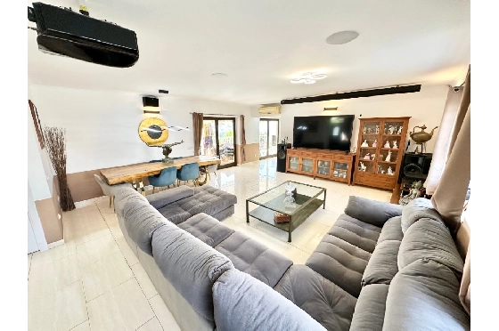 Villa in Pego zu verkaufen, Espace de vie 320 m², Baujahr 2009, Klimaanlage, Terrain 1166 m², 5 Chambres &agrave; coucher, 4 Badezimmer, Pool, ref.: O-V98014-10