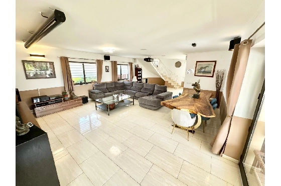 Villa in Pego zu verkaufen, Espace de vie 320 m², Baujahr 2009, Klimaanlage, Terrain 1166 m², 5 Chambres &agrave; coucher, 4 Badezimmer, Pool, ref.: O-V98014-11