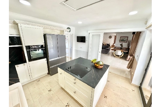 Villa in Pego zu verkaufen, Espace de vie 320 m², Baujahr 2009, Klimaanlage, Terrain 1166 m², 5 Chambres &agrave; coucher, 4 Badezimmer, Pool, ref.: O-V98014-13