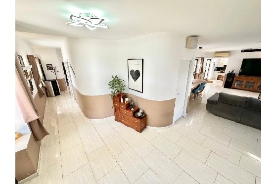 Villa in Pego zu verkaufen, Espace de vie 320 m², Baujahr 2009, Klimaanlage, Terrain 1166 m², 5 Chambres &agrave; coucher, 4 Badezimmer, Pool, ref.: O-V98014-18