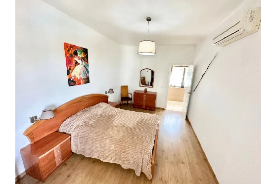 Villa in Pego zu verkaufen, Espace de vie 320 m², Baujahr 2009, Klimaanlage, Terrain 1166 m², 5 Chambres &agrave; coucher, 4 Badezimmer, Pool, ref.: O-V98014-20