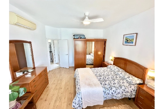 Villa in Pego zu verkaufen, Espace de vie 320 m², Baujahr 2009, Klimaanlage, Terrain 1166 m², 5 Chambres &agrave; coucher, 4 Badezimmer, Pool, ref.: O-V98014-25
