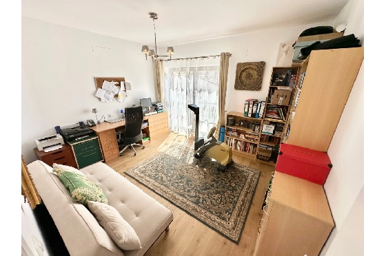 Villa in Pego zu verkaufen, Espace de vie 320 m², Baujahr 2009, Klimaanlage, Terrain 1166 m², 5 Chambres &agrave; coucher, 4 Badezimmer, Pool, ref.: O-V98014-32