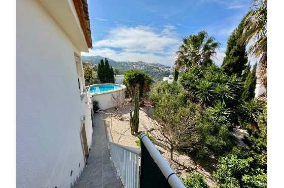 Villa in Pego zu verkaufen, Espace de vie 320 m², Baujahr 2009, Klimaanlage, Terrain 1166 m², 5 Chambres &agrave; coucher, 4 Badezimmer, Pool, ref.: O-V98014-42